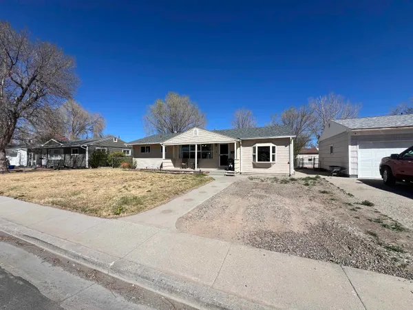 $227,500 | 401 North 15th Street East, Riverton, WY 82501
