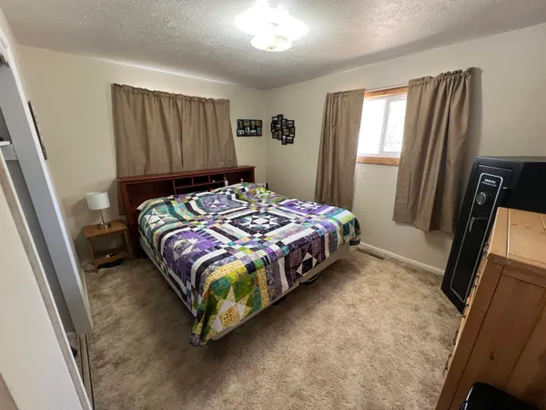 $227,500 | 401 North 15th Street East, Riverton, WY 82501
