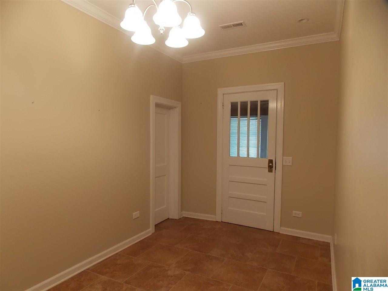 517 2nd Street South Oneonta, AL 35121 - Photo 6 of 30