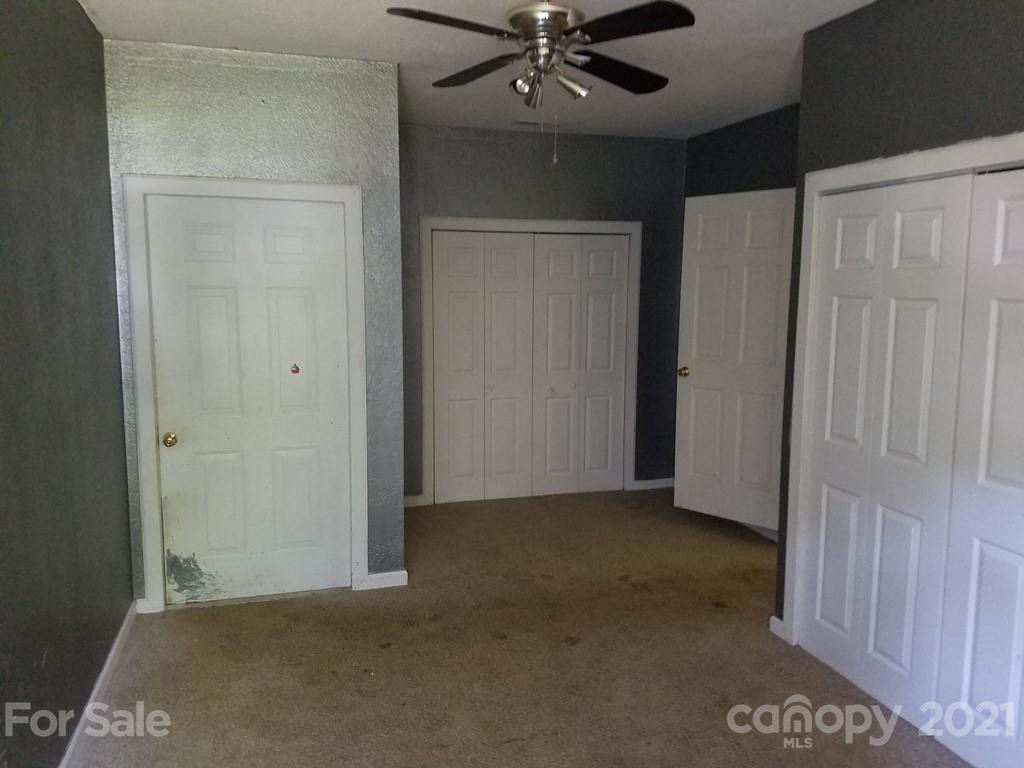 80 1/2 Rice Branch Road Asheville, NC 28804 - Photo 11 of 15 Gallery Image 11