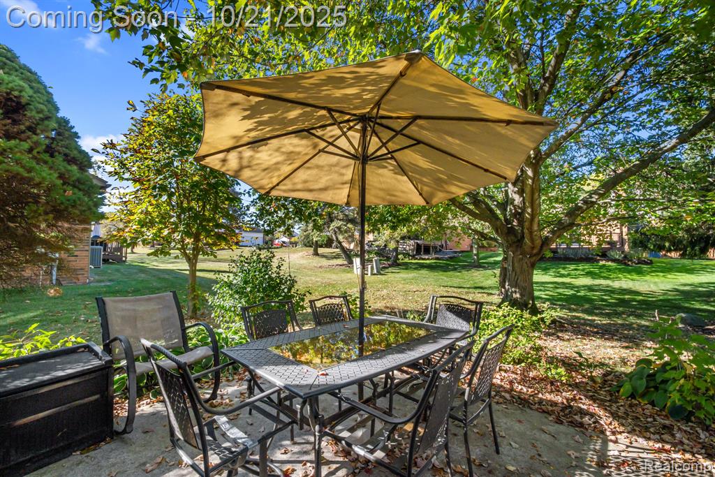 2132 Winchester Road Rochester, MI 48307 - Photo 40 of 51