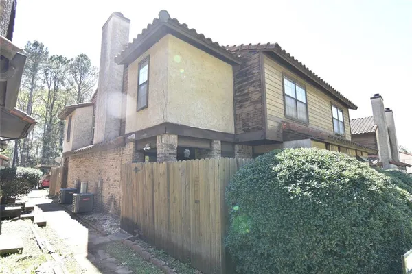 $70,000 | 5454 Financial Plaza, Unit 13C, Shreveport, LA 71129