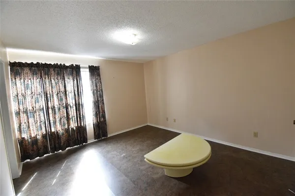 $70,000 | 5454 Financial Plaza, Unit 13C, Shreveport, LA 71129