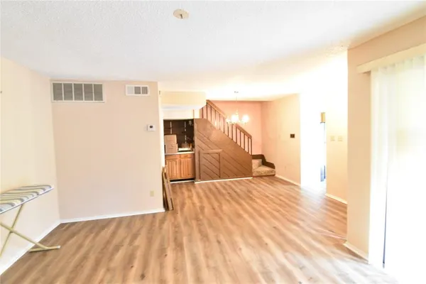 $70,000 | 5454 Financial Plaza, Unit 13C, Shreveport, LA 71129