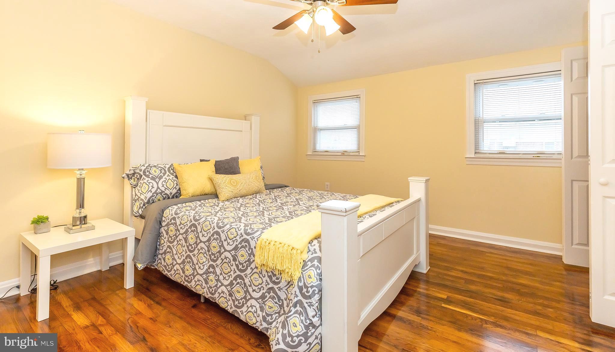 1957 Wareham Road Baltimore, MD 21222 - Photo 12 of 37 Spacious Owners Bedroom with Hardwoods