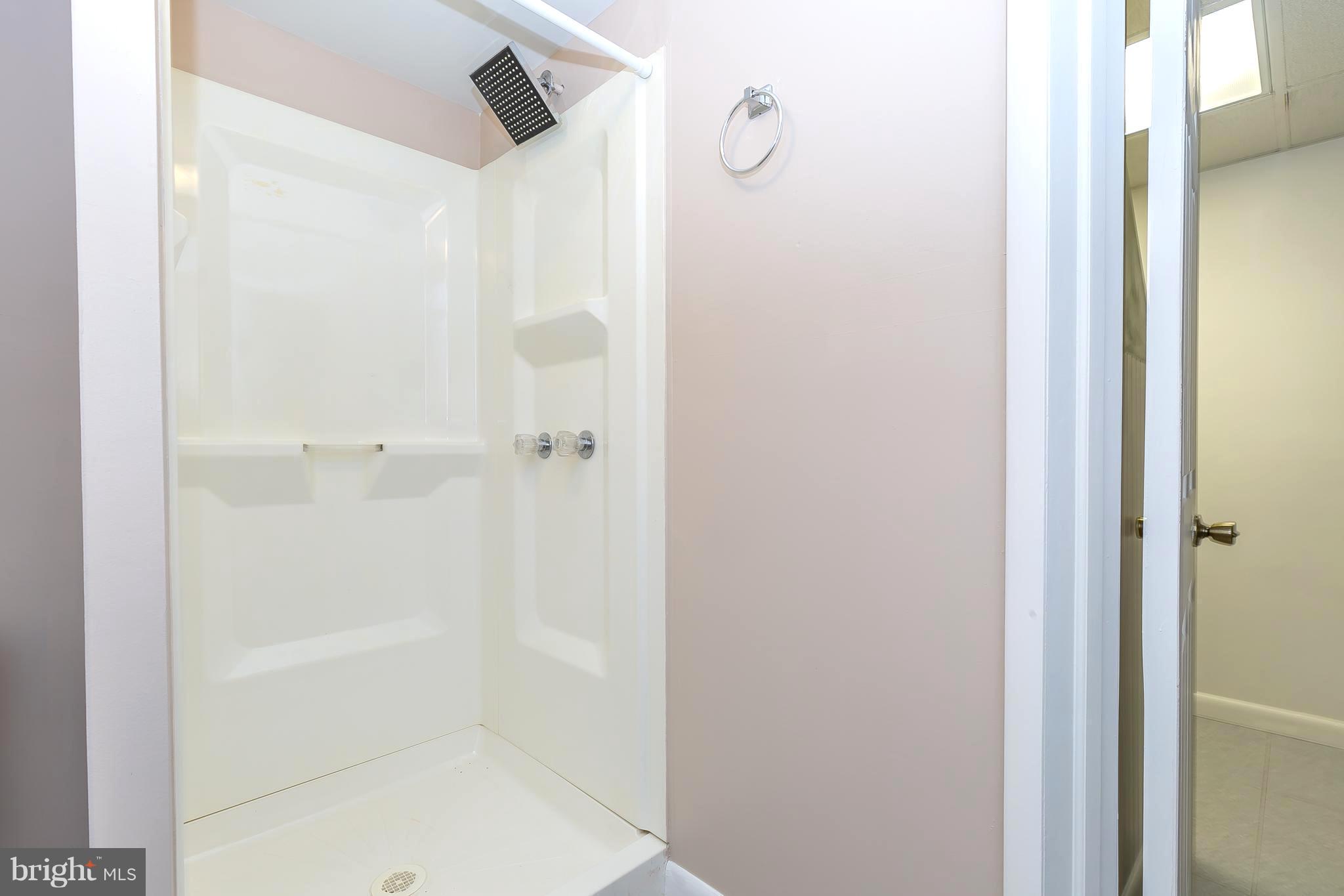 1957 Wareham Road Baltimore, MD 21222 - Photo 27 of 37 Stand up shower, rain showerhead (Lower Level)