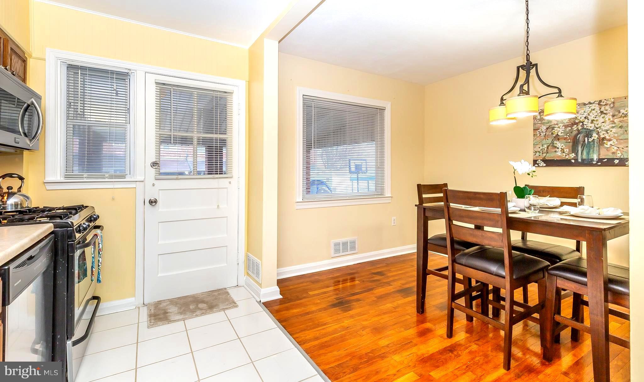 1957 Wareham Road Baltimore, MD 21222 - Photo 8 of 37 Beautiful hardwood floors