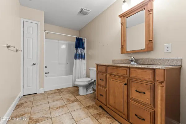 $415,000 | 175 Thomas Loop Road, Jacksonville, NC 28540