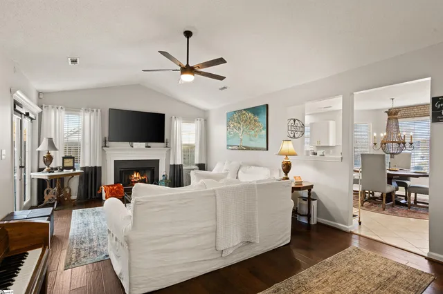 $324,900 | 25 Woolridge Way, Greer, SC 29650