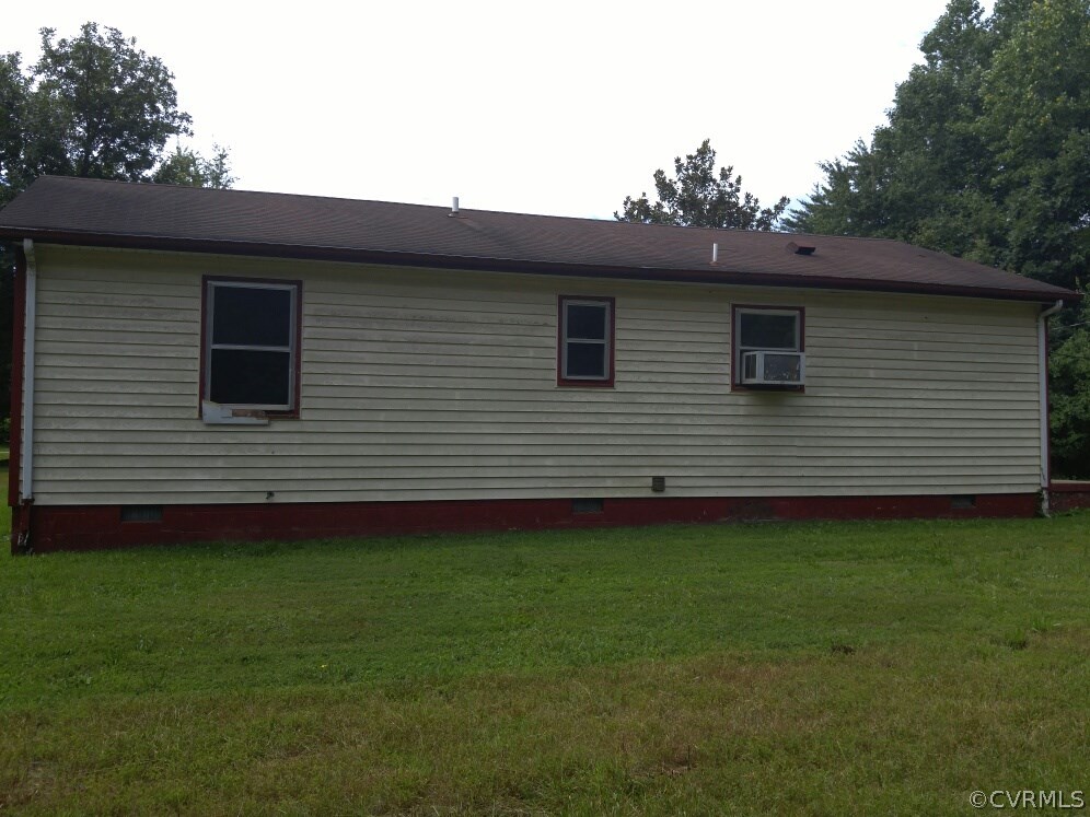 3558 Athey Road Sandy Hook, VA 23153 - Photo 2 of 10 a view of a backyard