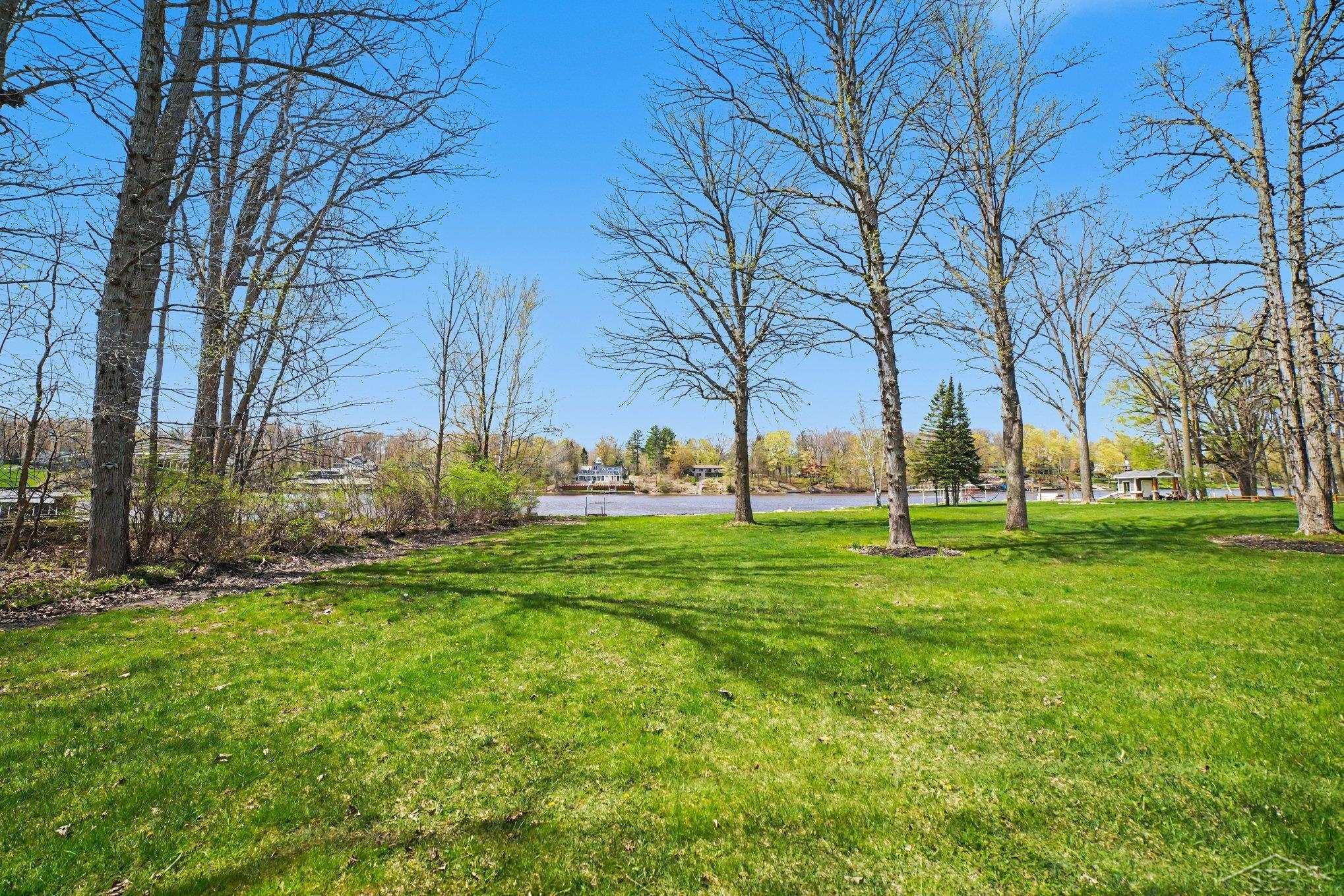 5089 North Fox Road Sanford, MI 48657 - Photo 31 of 44
