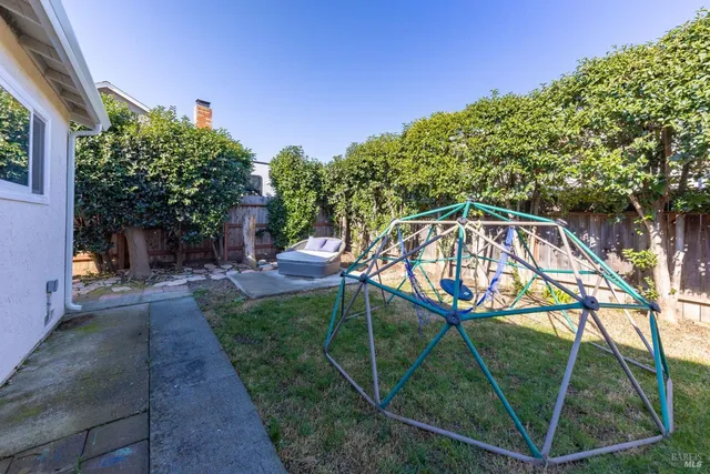 $3,200 | 1100 Merrill Court, Dixon, CA 95620