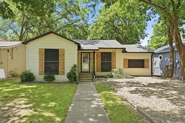 $172,500 | 1020 West Brockett Street, Sherman, TX 75092