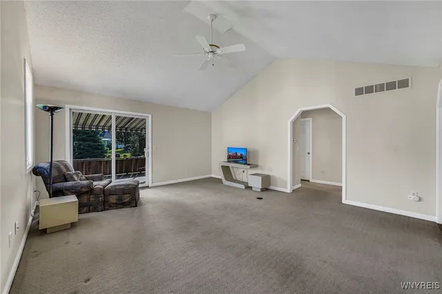 $299,998 | 63 Niagara Shore Drive, Tonawanda, NY 14150