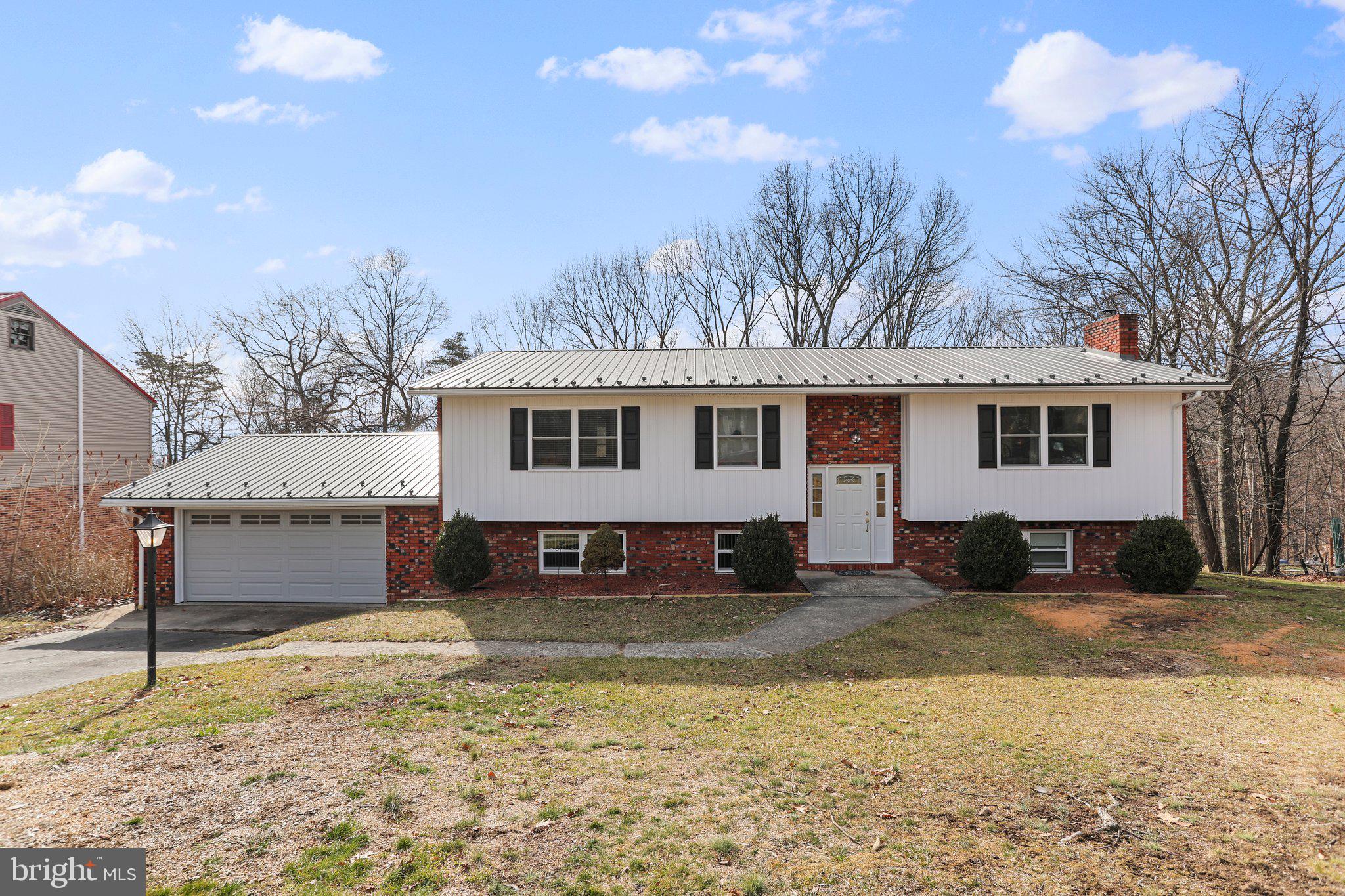 14602 Viewcrest Road Southwest Cumberland, MD 21502 - Photo 1 of 62