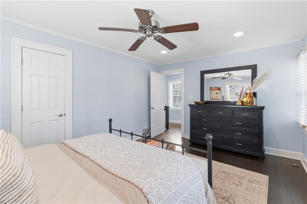 23 East Winthrope Road Kansas City, MO 64113 - Photo 28 of 50