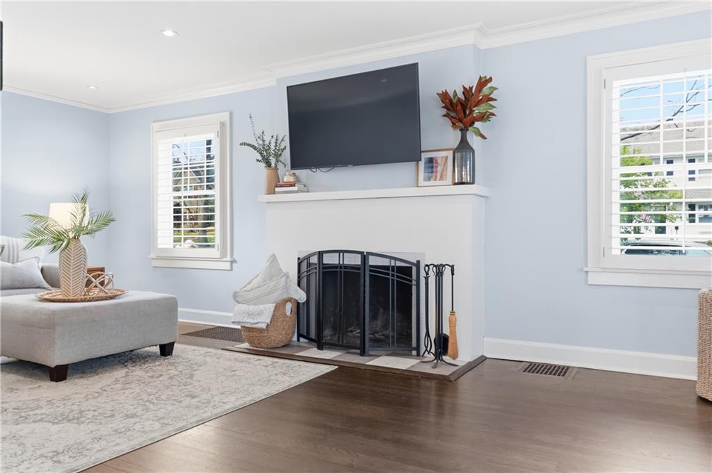 23 East Winthrope Road Kansas City, MO 64113 - Photo 10 of 50