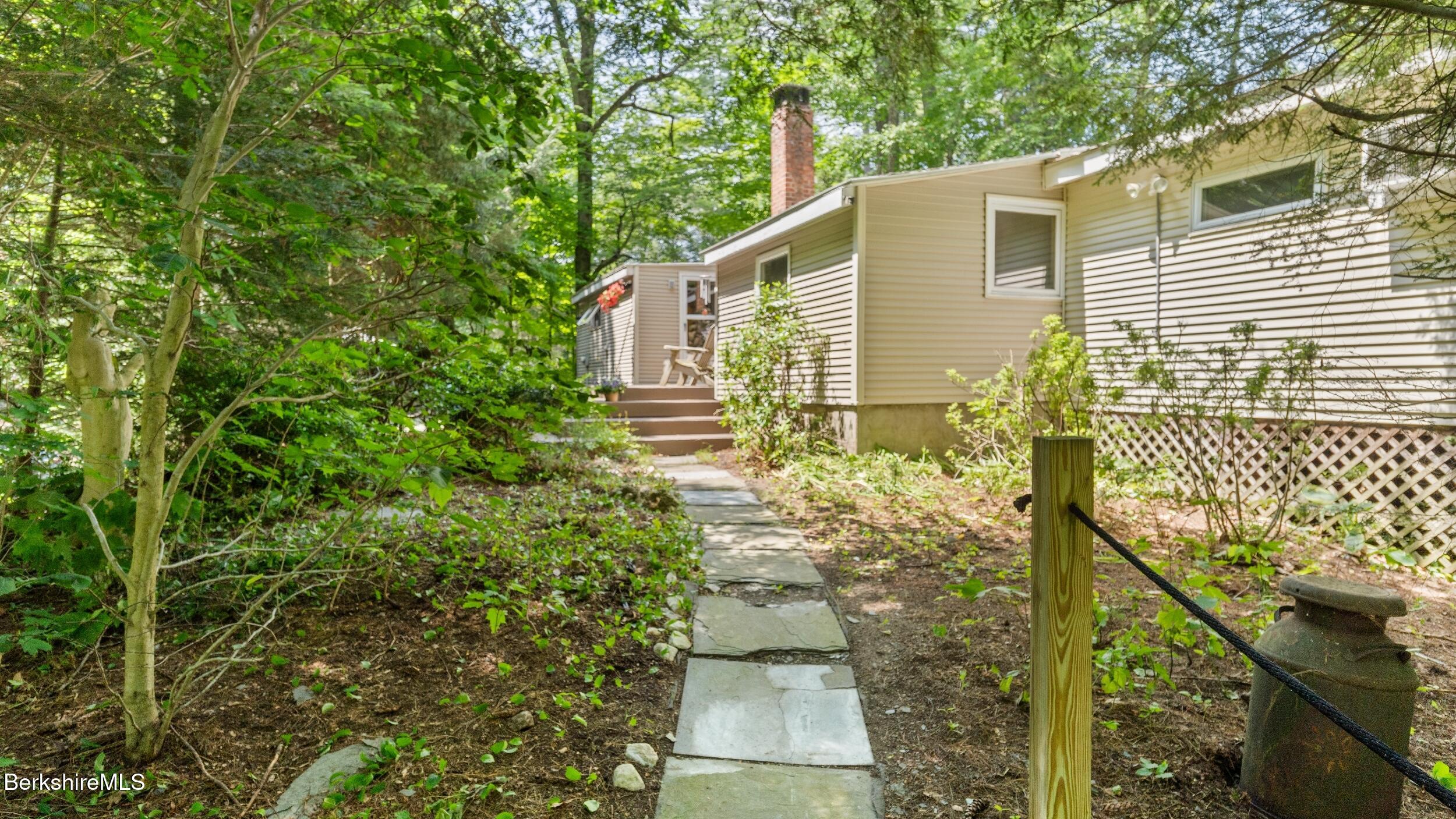 51 Downs Road New Marlborough, MA 01230 - Photo 8 of 27 DSC00306LR
