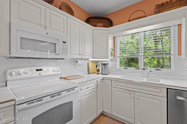 $399,500 | 109 Florence Drive, Pinehurst, NC 28374