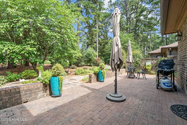 $399,500 | 109 Florence Drive, Pinehurst, NC 28374