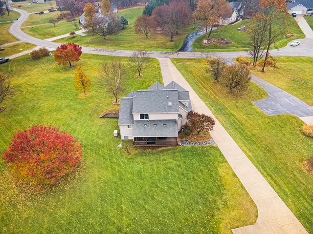 $599,900 | 8331 Prairie View Lane, Alto, MI 49302