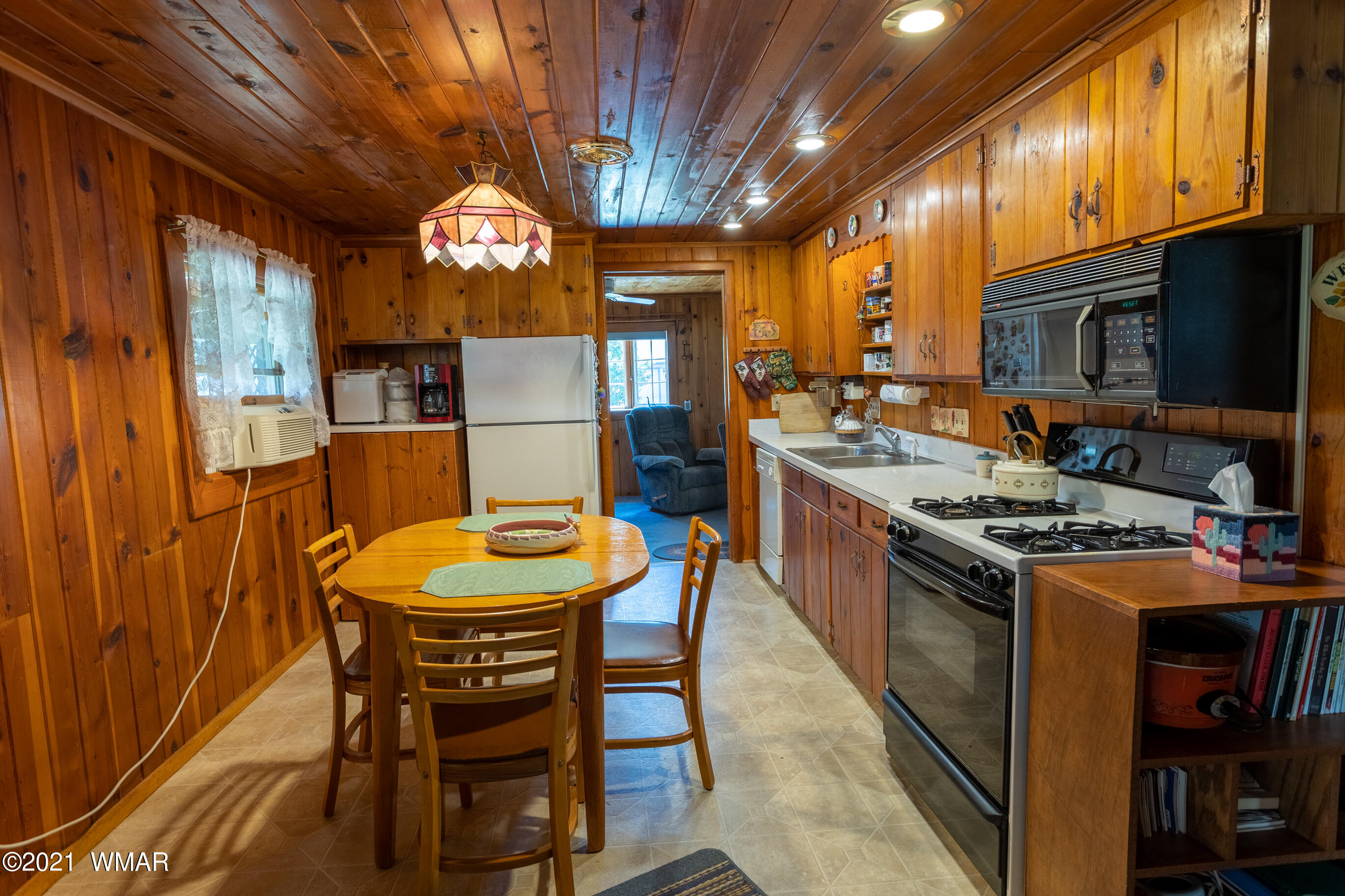 188 Riverside Drive Lakeside, AZ 85929 - Photo 6 of 24 Gallery Image 6