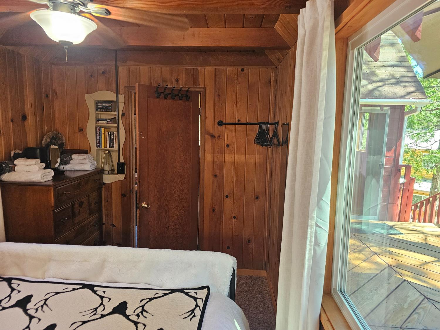 41233 Sunset Rock Road Shaver Lake, CA 93664 - Photo 18 of 28