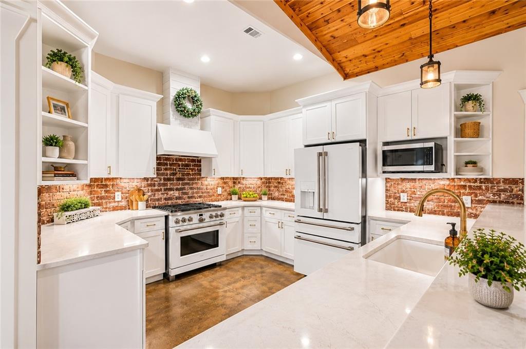 1282 Radio Springs Road Southwest Rome, GA 30165 - Photo 5 of 29