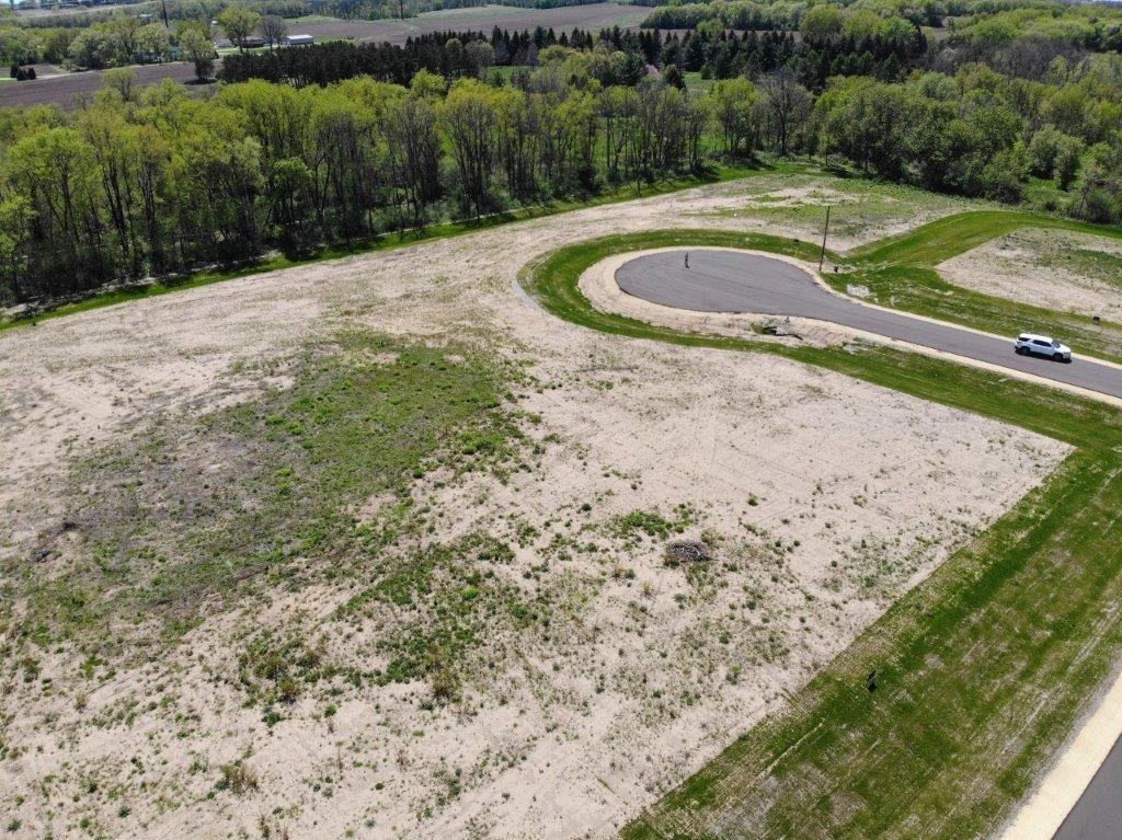 3960 West Griffindale Drive Beloit, WI 53511 - Photo 3 of 6