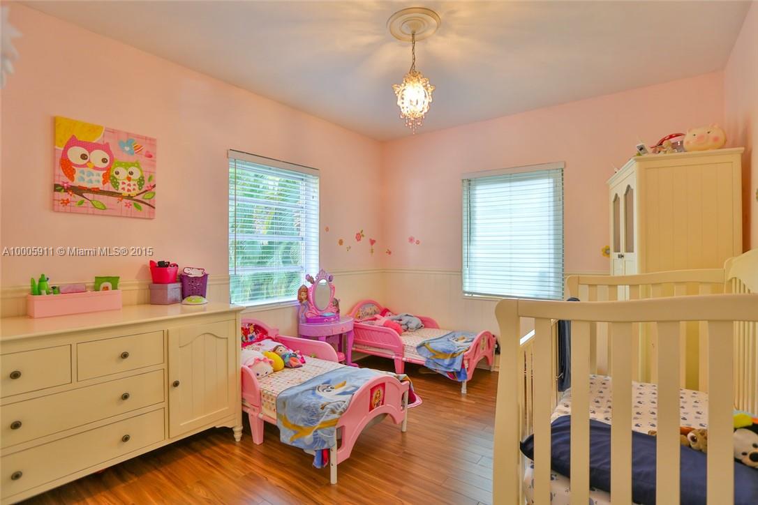 6279 Southwest 28th Street Miami, FL 33155 - Photo 13 of 18 Gallery Image 13