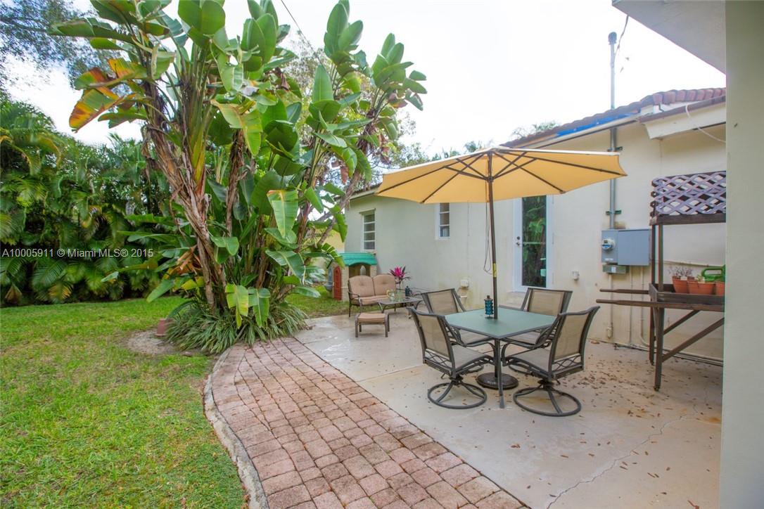 6279 Southwest 28th Street Miami, FL 33155 - Photo 17 of 18 Gallery Image 17