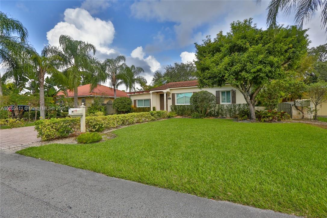 6279 Southwest 28th Street Miami, FL 33155 - Photo 2 of 18 Gallery Image 2
