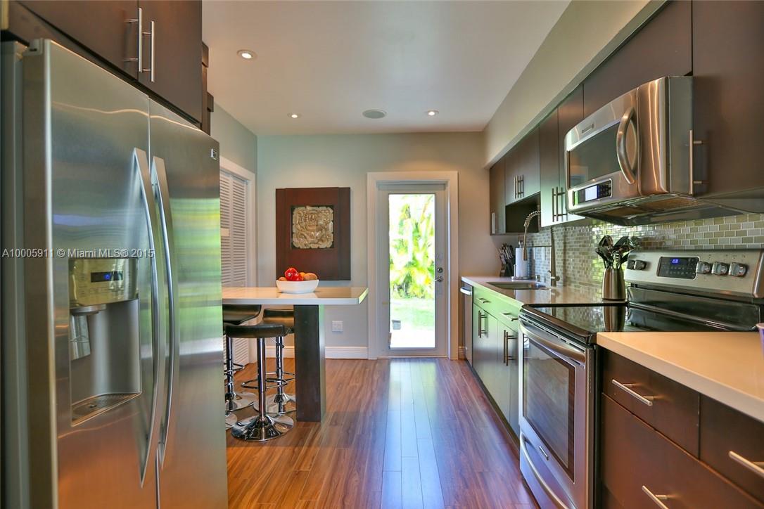 6279 Southwest 28th Street Miami, FL 33155 - Photo 9 of 18 Gallery Image 9