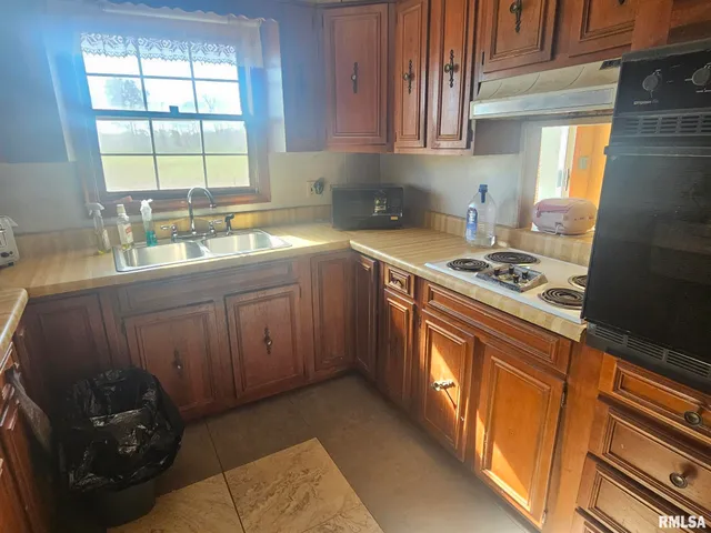 $80,000 | 3830 Highway 147, Vienna, IL 62995