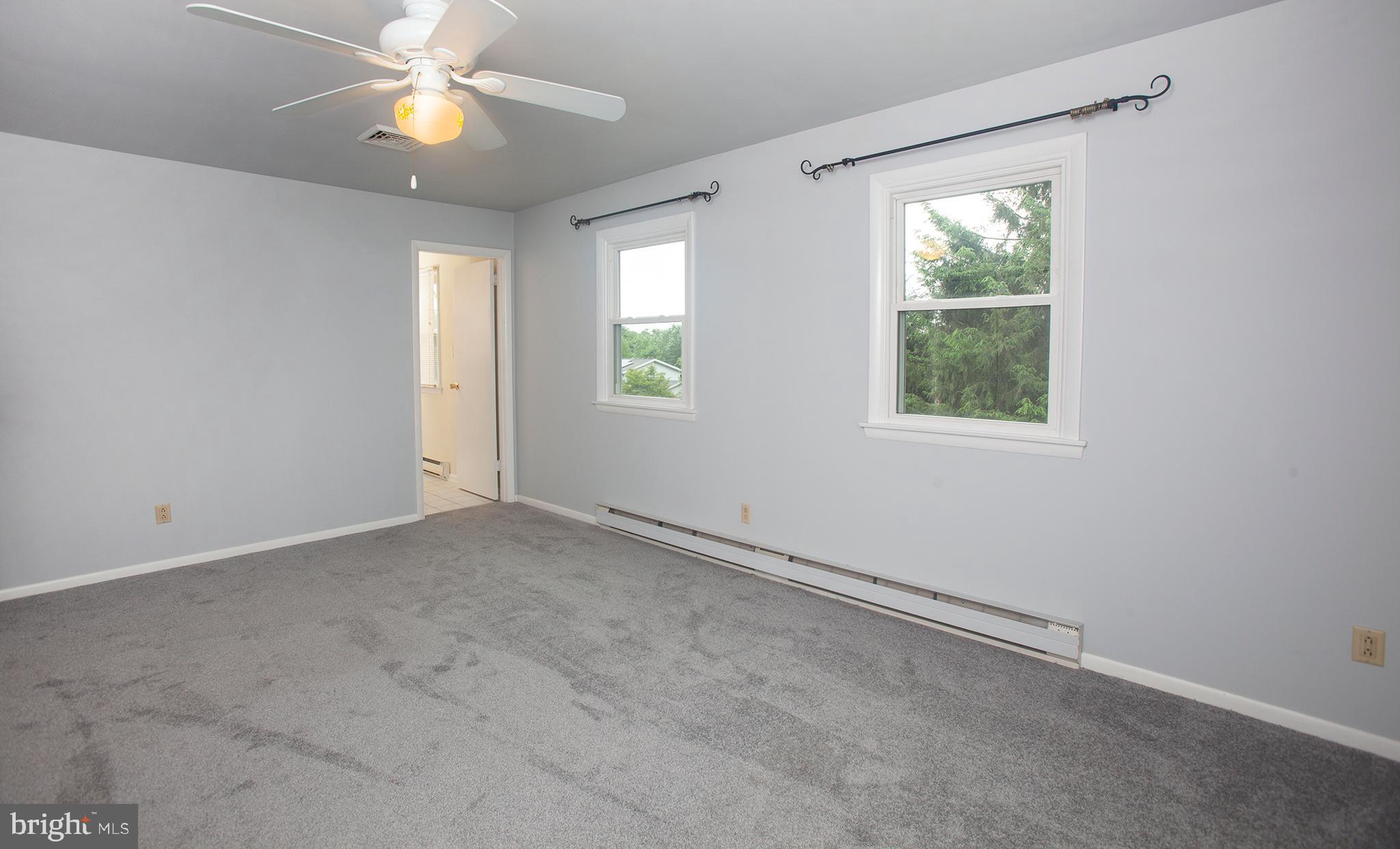 327 Windcrest Road Harrisburg, PA 17112 - Photo 11 of 34 Gallery Image 11