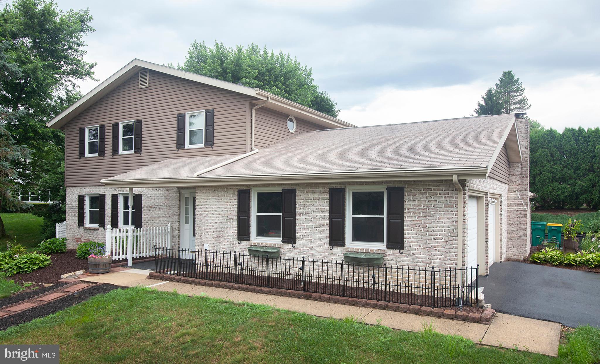 327 Windcrest Road Harrisburg, PA 17112 - Photo 13 of 34 Gallery Image 13