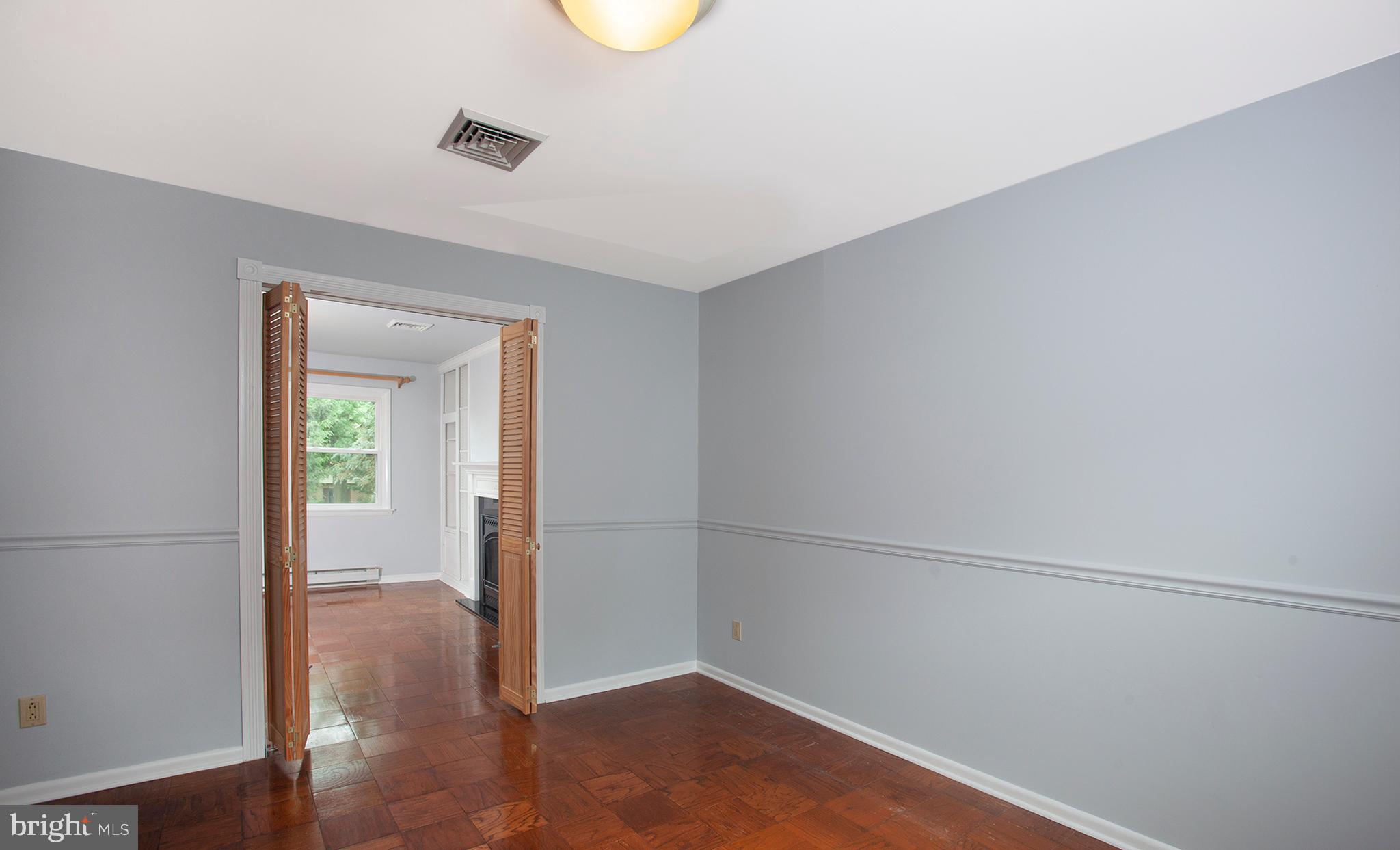 327 Windcrest Road Harrisburg, PA 17112 - Photo 16 of 34 Gallery Image 16