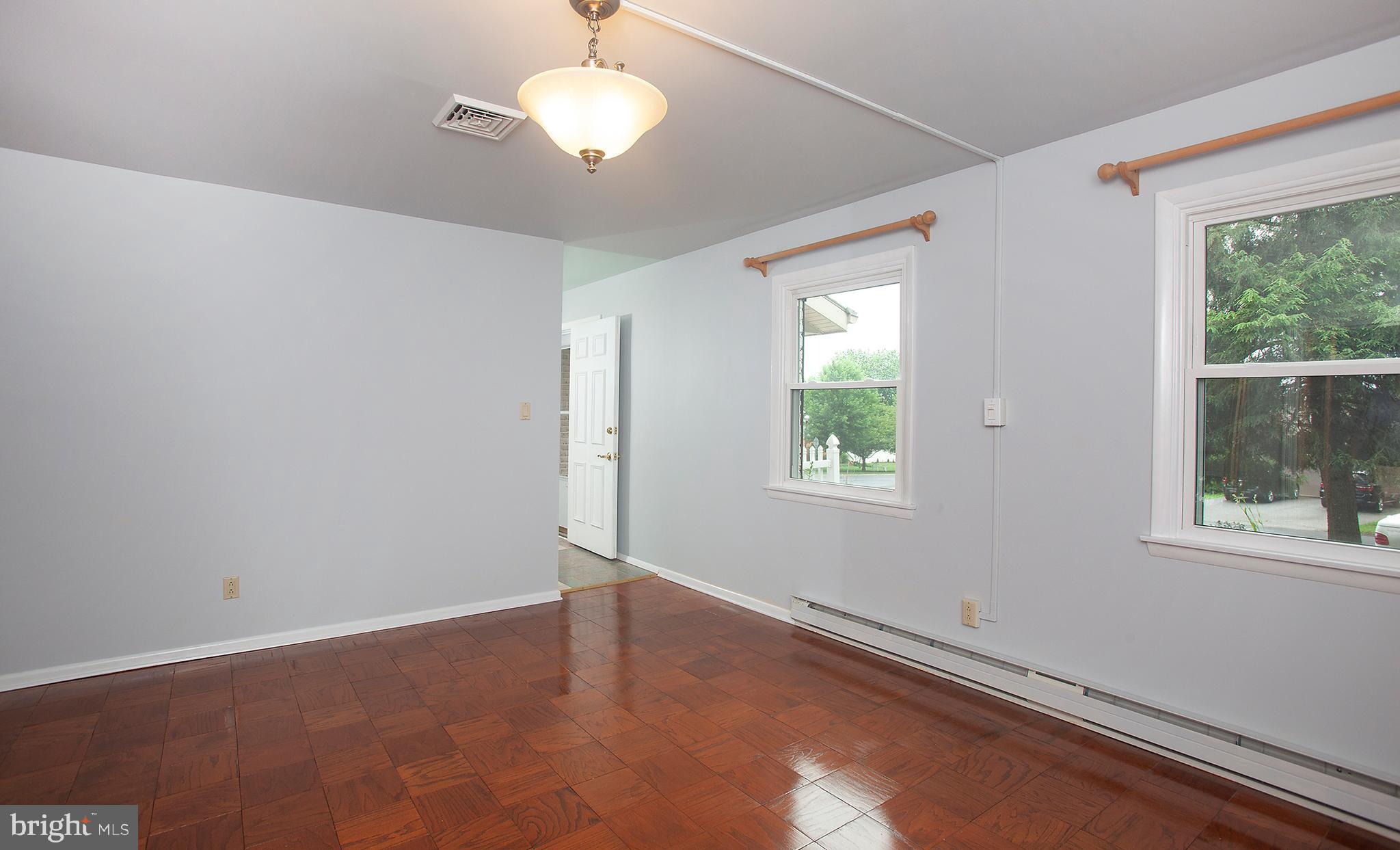 327 Windcrest Road Harrisburg, PA 17112 - Photo 17 of 34 Gallery Image 17