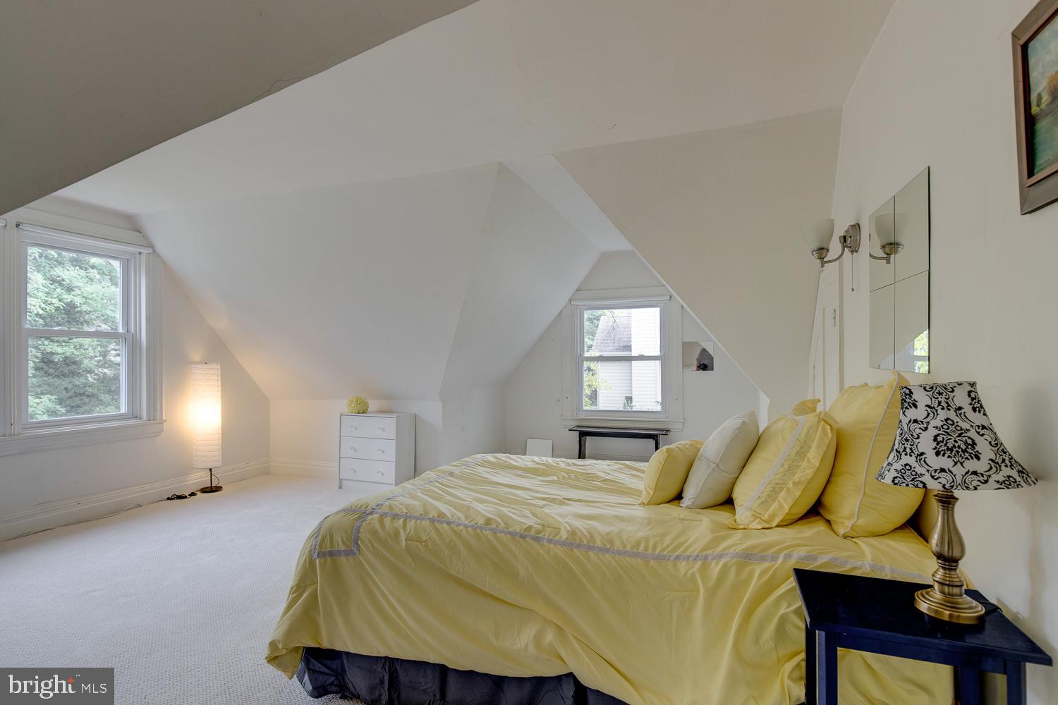 7 Kershaw Road Wallingford, PA 19086 - Photo 25 of 39 1 of 2 Bedrooms on 3rd Floor