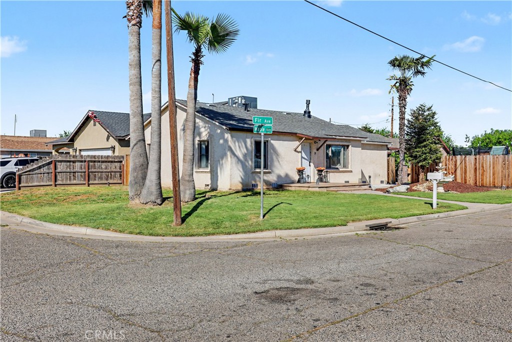 2360 Fir Avenue Merced, CA 95348 - Photo 3 of 45