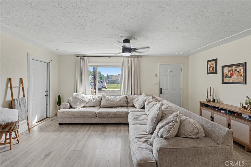 2360 Fir Avenue Merced, CA 95348 - Photo 8 of 45