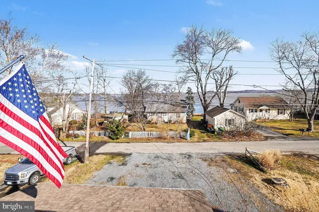 a view of outdoor space yard and patio