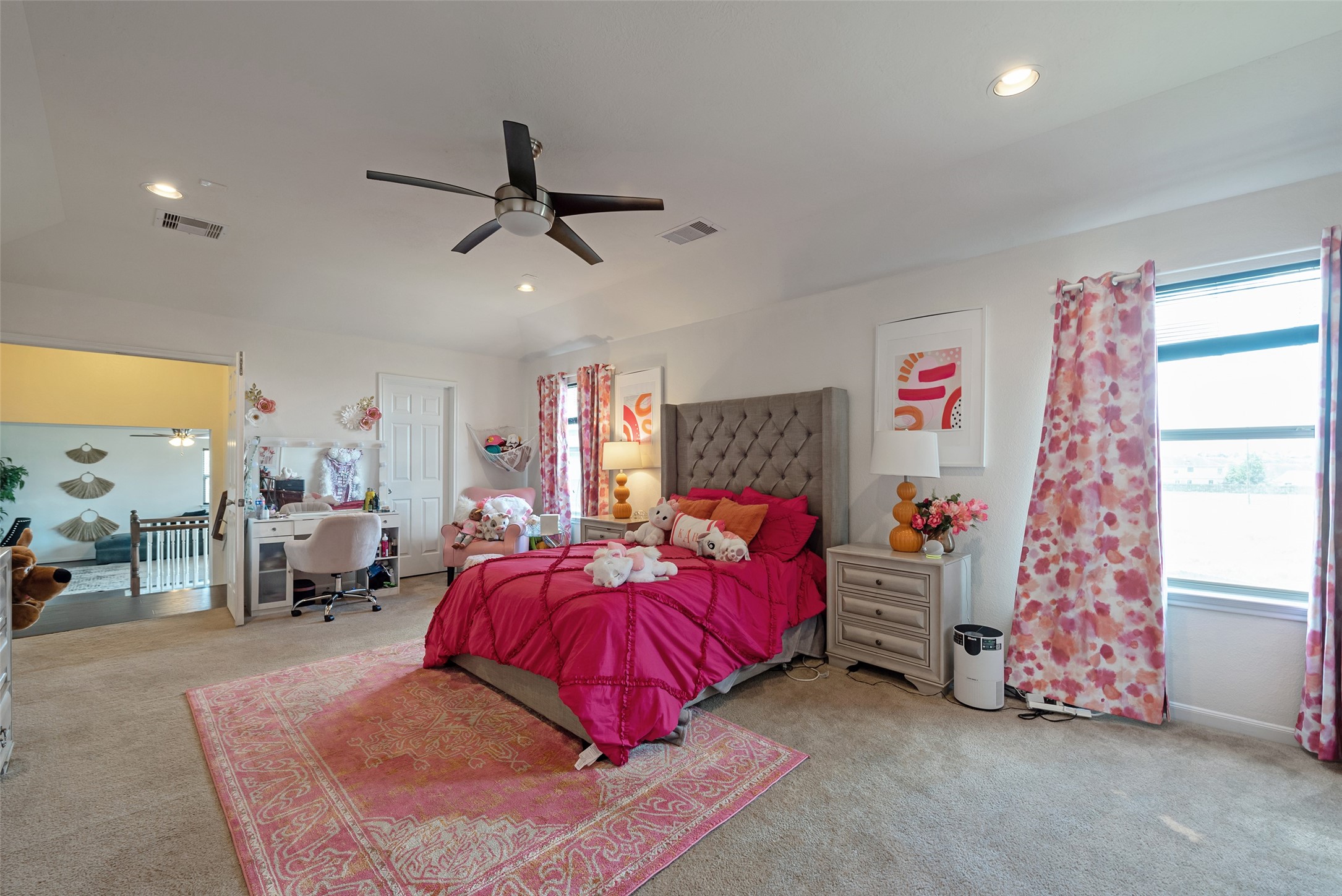 3554 Bennett Trails Drive Spring, TX 77386 - Photo 29 of 44 a bed room with a bed and a window