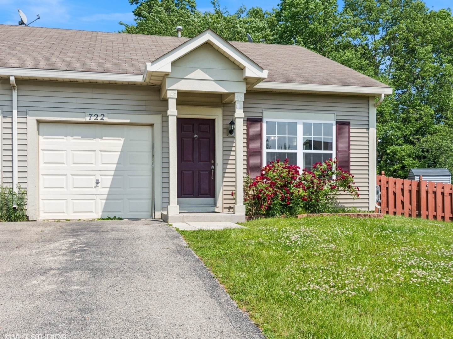 722 Eberly Court Plano, IL 60545 - Photo 1 of 12