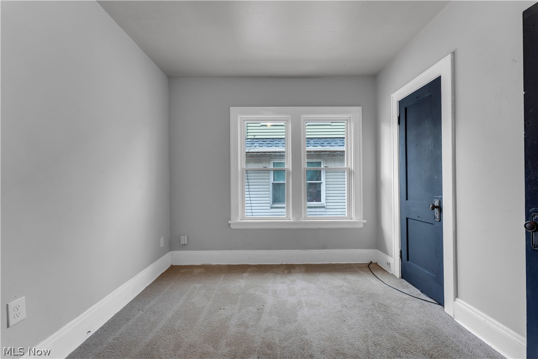 860 Greyton Road Cleveland Heights, OH 44112 - Photo 27 of 31 Unfurnished room with carpet