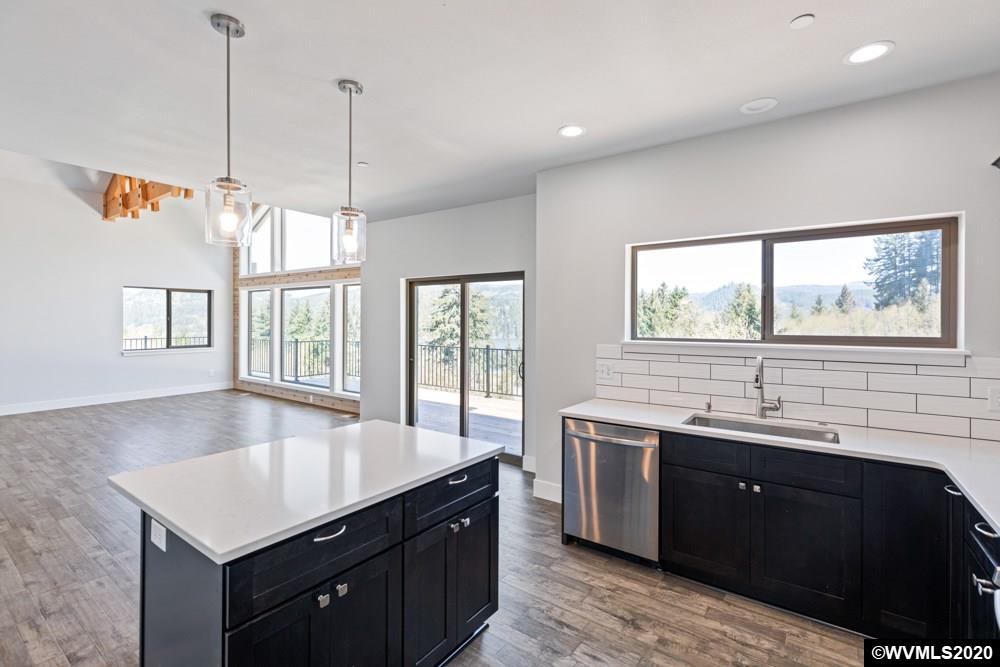 6324 Lakepointe Street Foster, OR 97345 - Photo 13 of 42