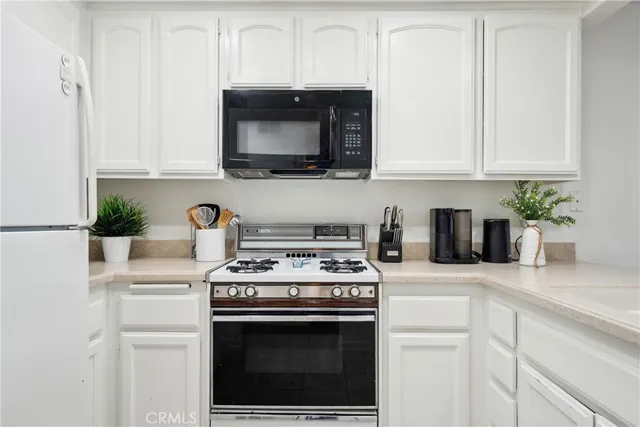 $569,888 | 22230 South Vermont Avenue, Unit 102B, Torrance, CA 90502