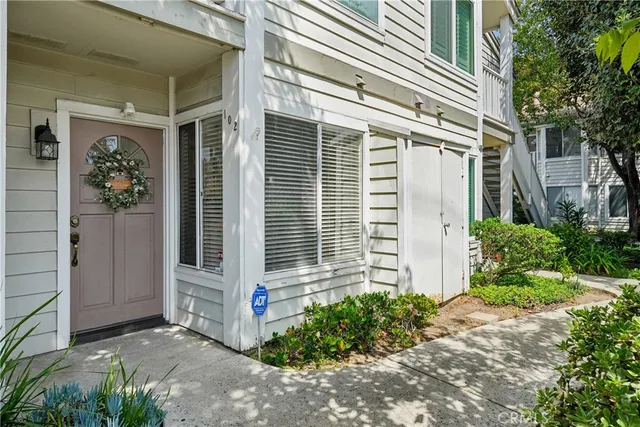 $569,888 | 22230 South Vermont Avenue, Unit 102B, Torrance, CA 90502