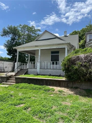 $45,000 | 834 South 18th Street, St. Joseph, MO 64507