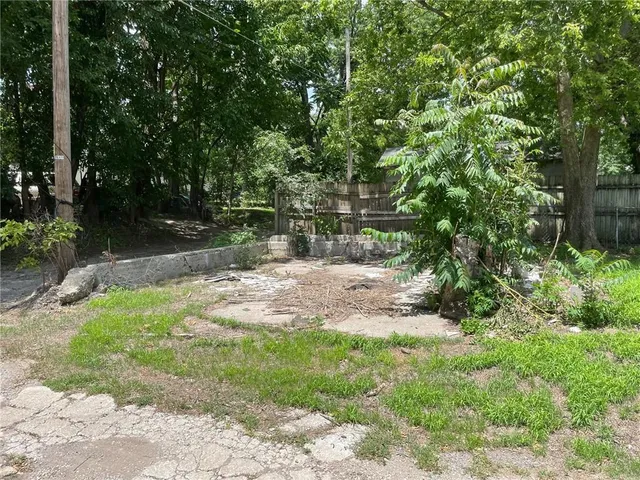 $45,000 | 834 South 18th Street, St. Joseph, MO 64507